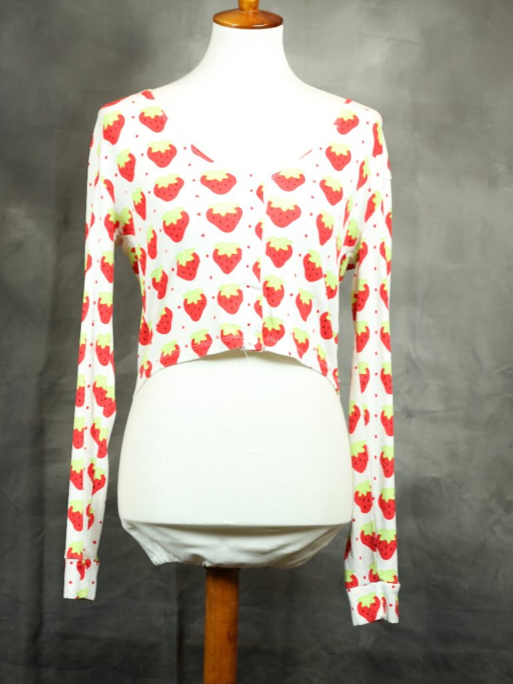 Dolls Kill strawberry Print Cropped Long Sleeve Cardigan - White & Red - L